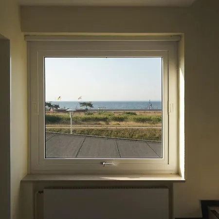 Hanseat Meer In Sicht Grömitz Exterior foto